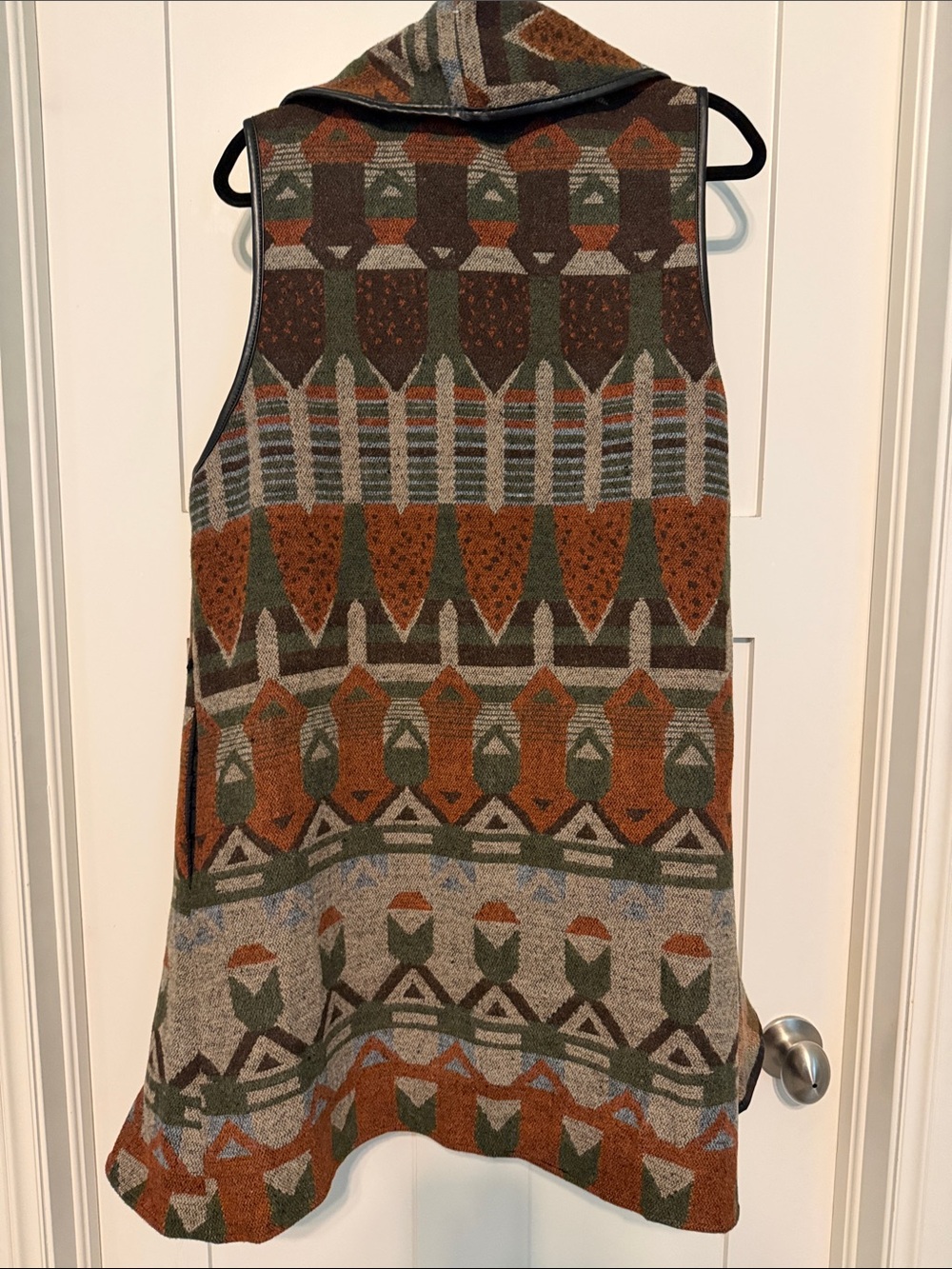 BKE Multicolor Geometric Southwest Knit Vest with Vegan Leather Trim Y2K - Picture 5 of 8